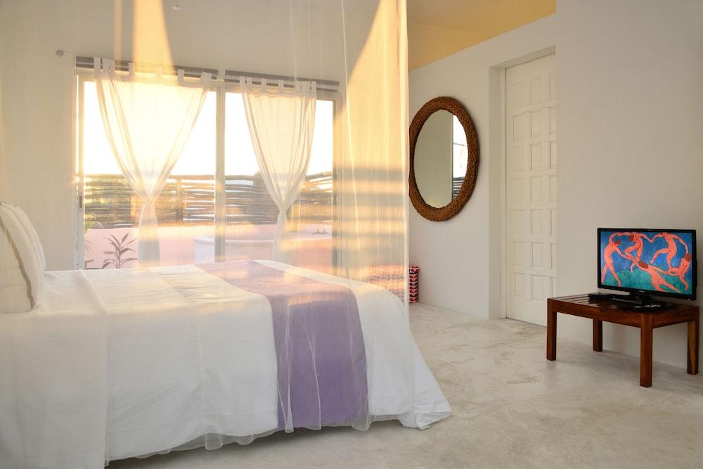 Villas Geminis Boutique Condo Hotel