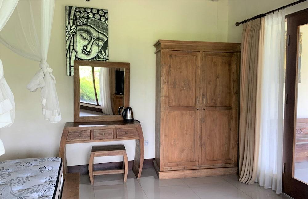 Bagiya Suites & Villas