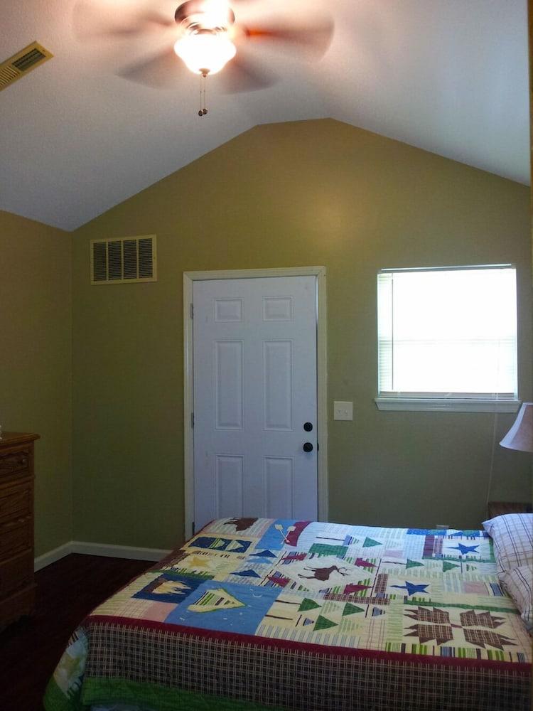 Hidden Cove RV Resort