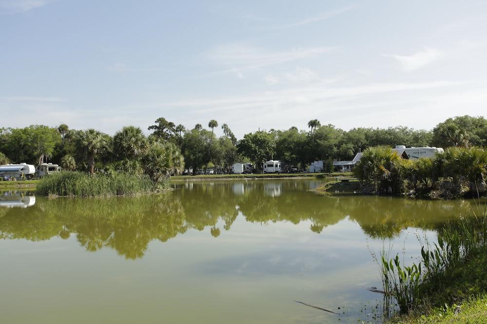 Crystal Isles RV Resort