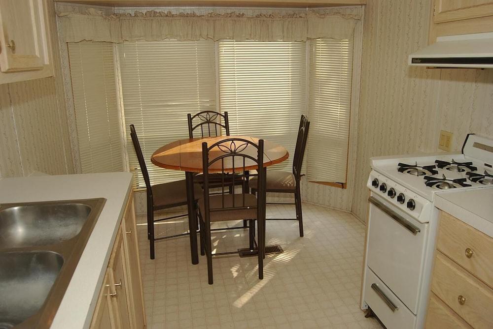 Crescent Bar RV Resort