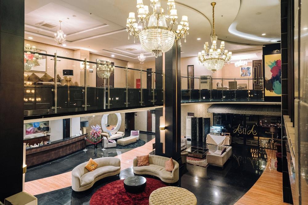 Amaroossa Grande Bekasi