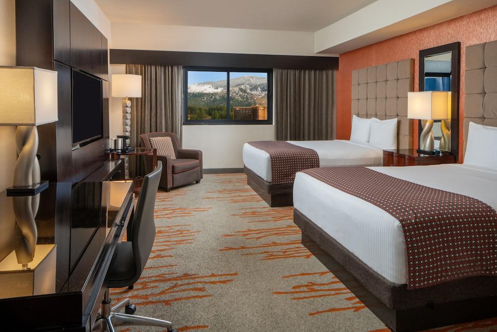 Golden Nugget Hotel & Casino Lake Tahoe