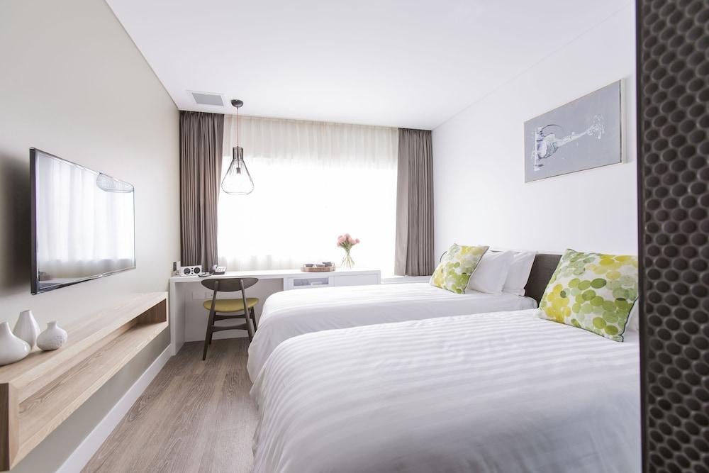 The Kingsford, an Ascend Collection Hotel