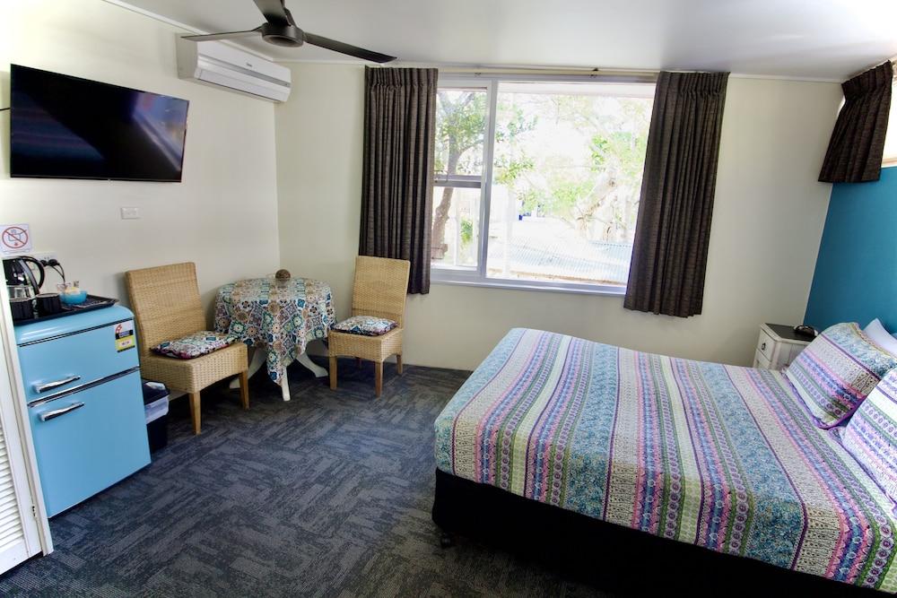 Ocean Paradise Holiday Units