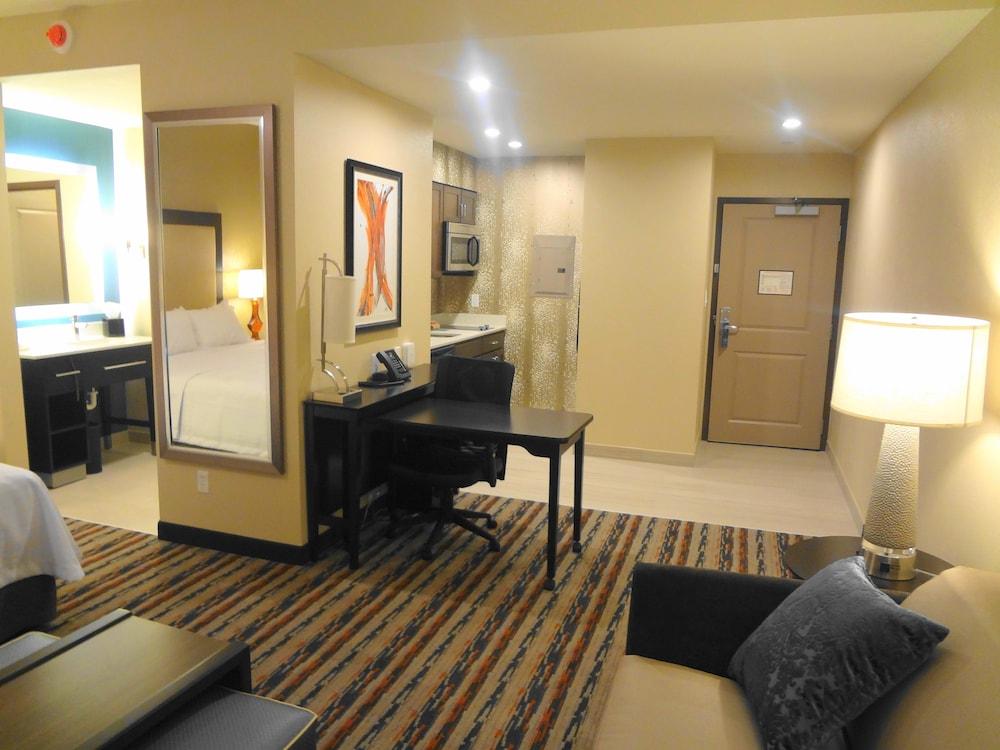 Homewood Suites by Hilton North Houston/Spring