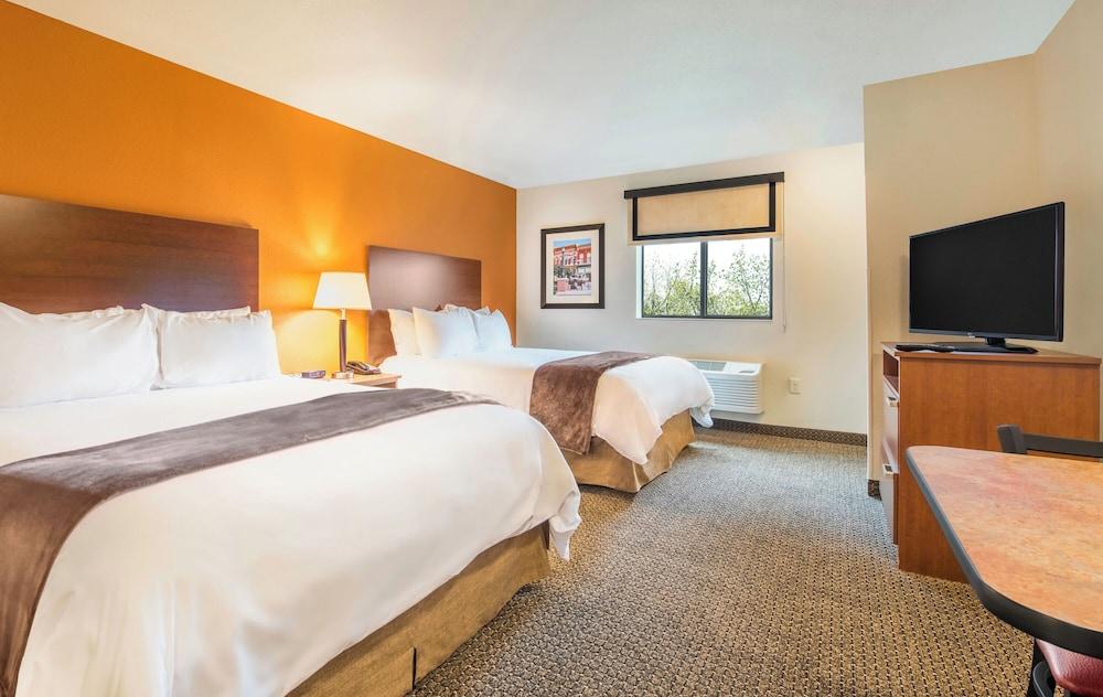 My Place Hotel - Fargo, ND