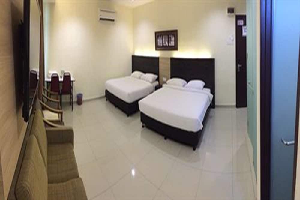 Hotel Centre Point Tampin