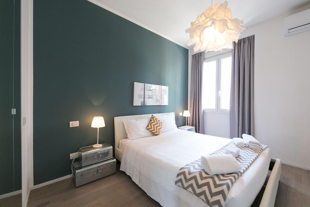 Milan Retreats - Central Station