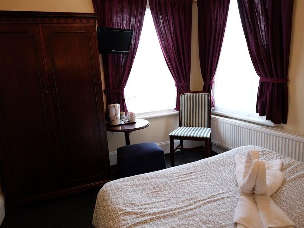 Charlotte Guest House