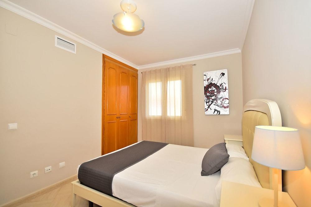 Aparthotel Ola Blanca