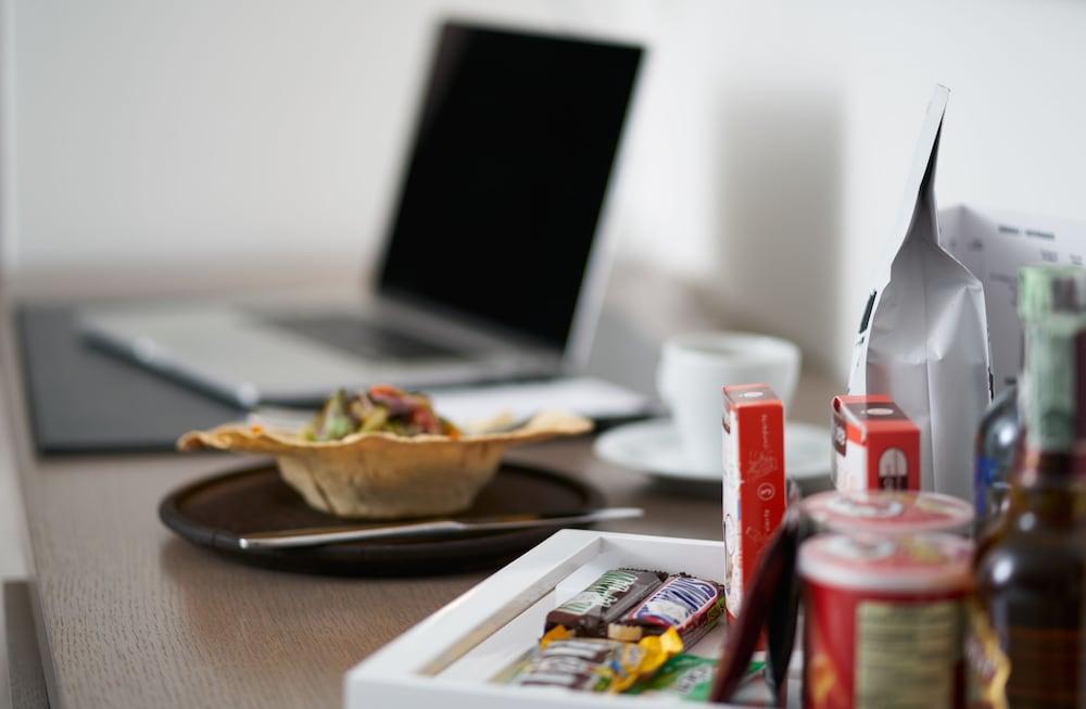 100 Luxury Suites by Preferred