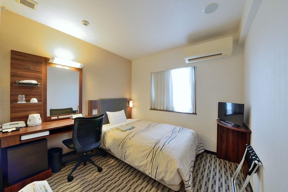 Uozu Manten Hotel Ekimae