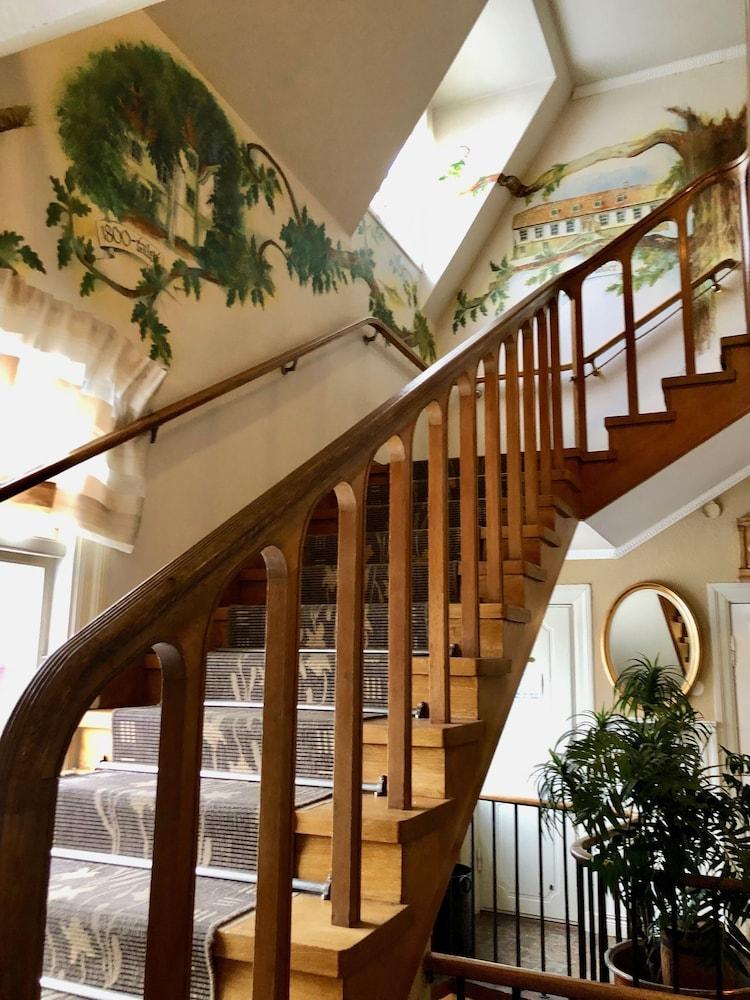 Brunsbo G:a Biskopsgård Hotell & Konferens