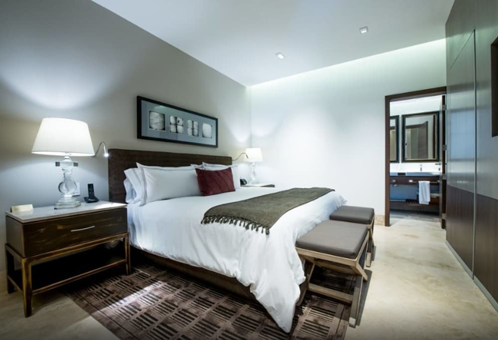 Square Small Luxury Hotel - Providencia