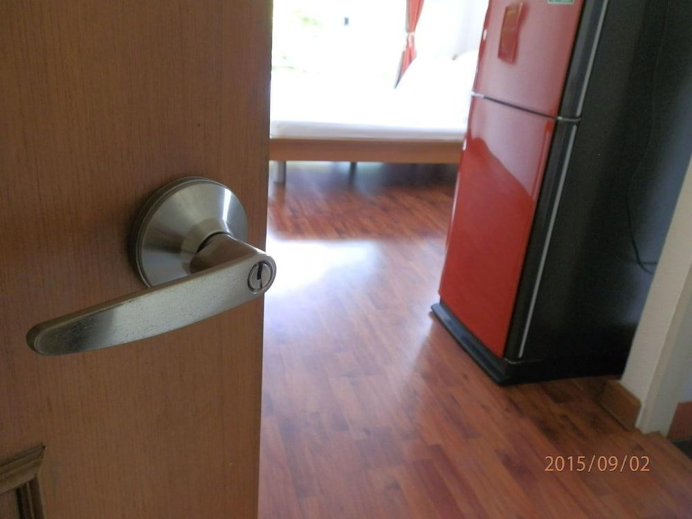 Sandy Serviced Apartment