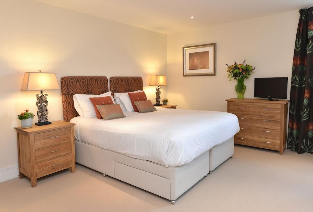 Highland Apartments By Mansley