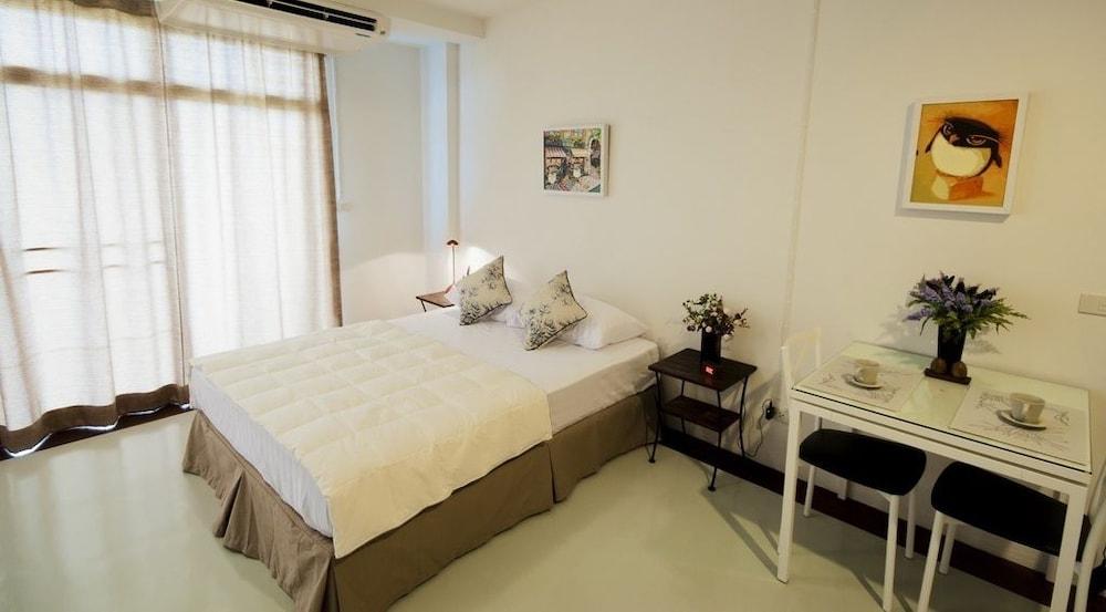 The Meet Green Apartment