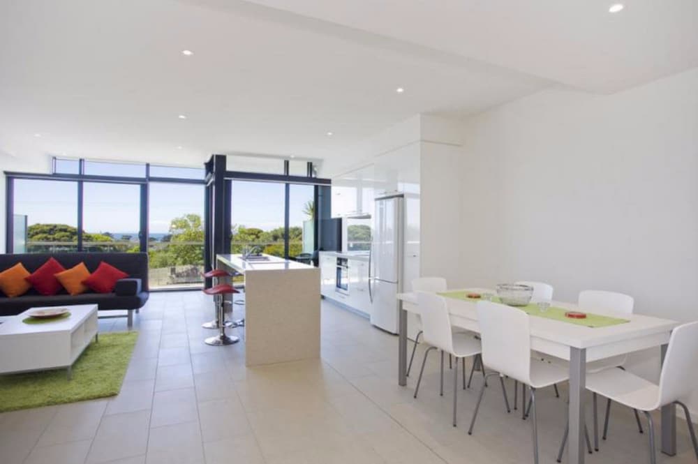 Whitewater Apartments