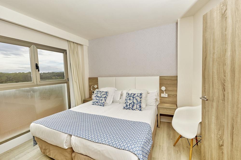 Leonardo Royal Suites Ibiza Santa Eulalia