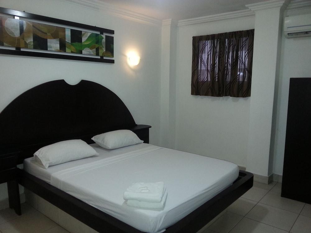 Hotel Pension Corona