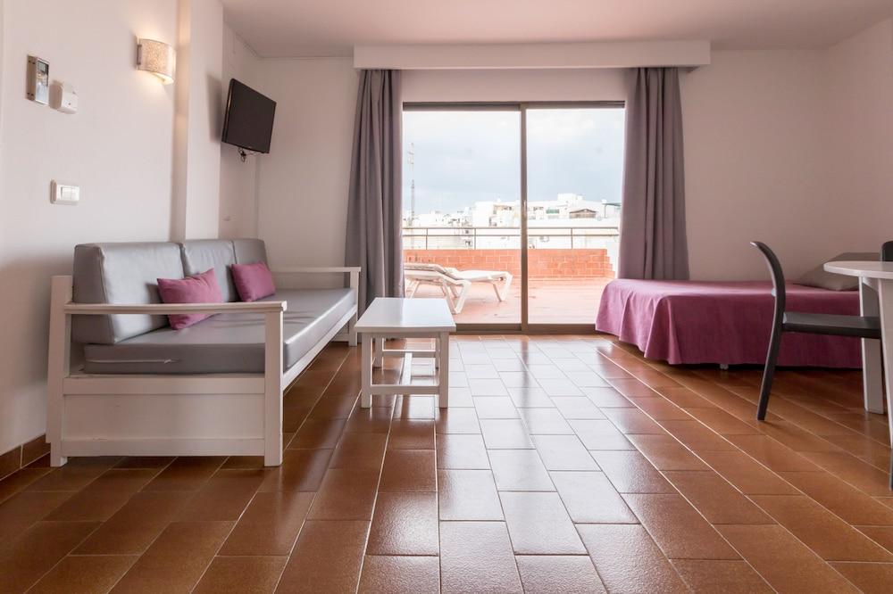 Apartamentos Orosol 2 by Typic Hotels