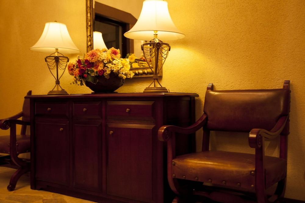 Sun Members Hirugano