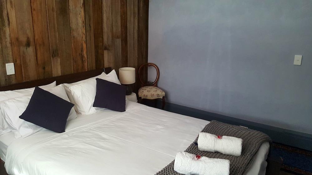 The Bears Went Over the Mountain