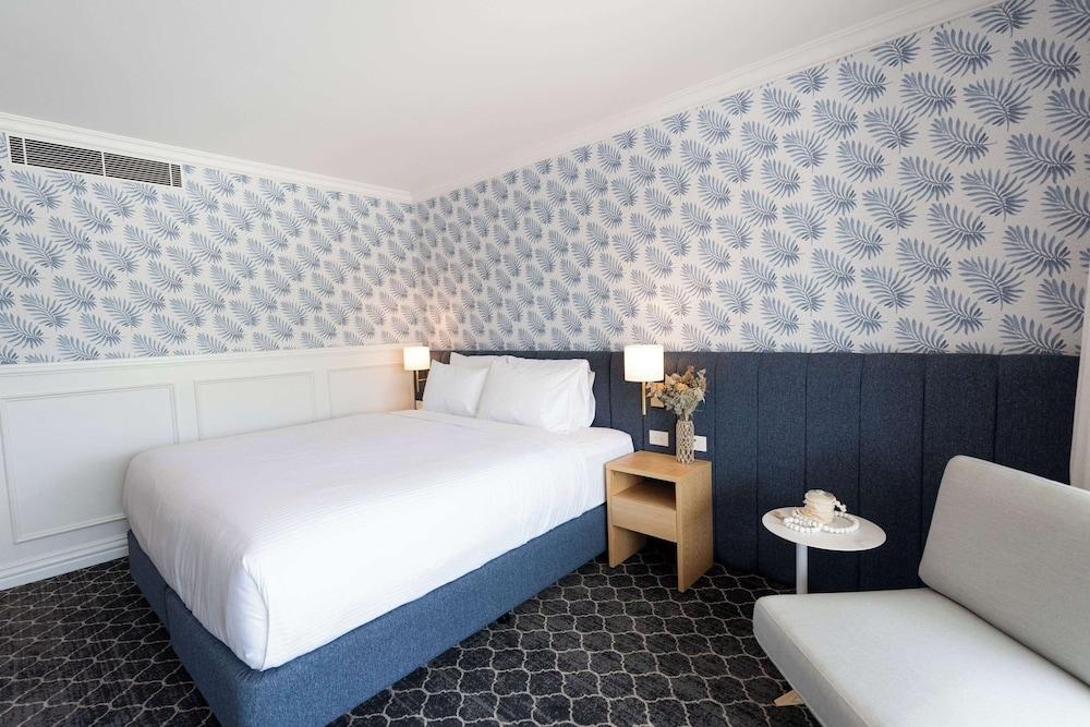 The Beachcomber Hotel & Resort, an Ascend Collection Resort