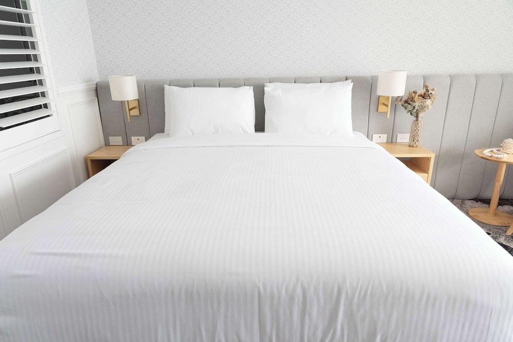 The Beachcomber Hotel & Resort, an Ascend Collection Resort