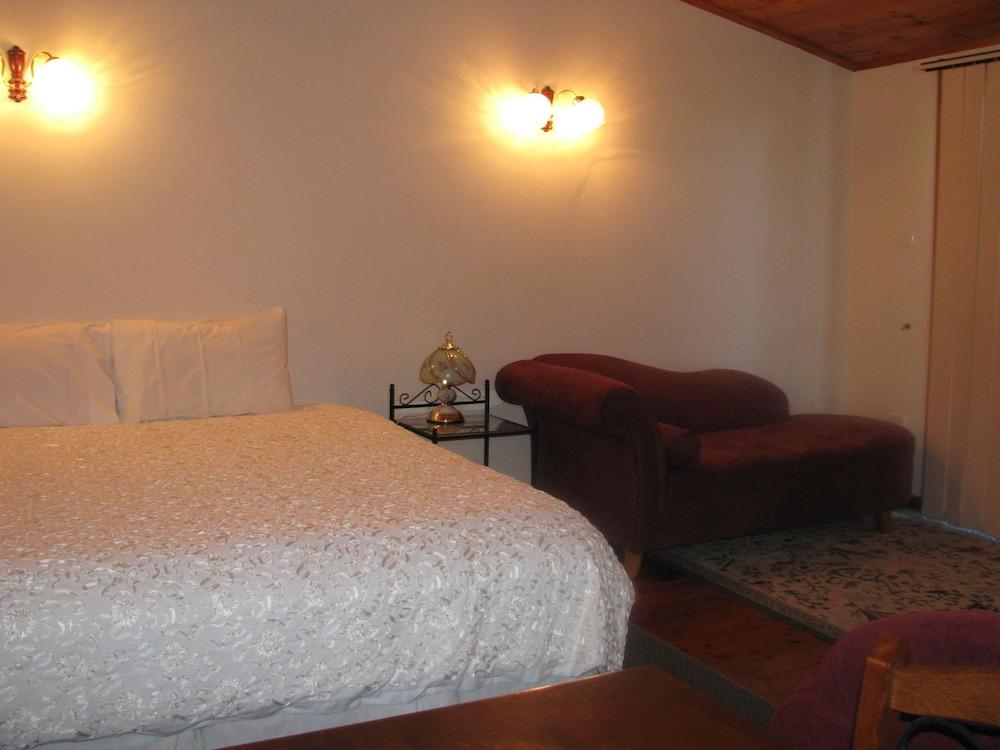 Hill Top Country Guest House