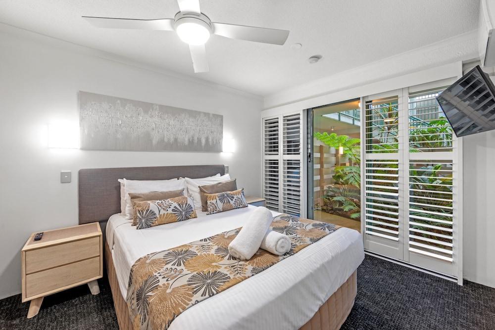 Norfolks on Moffat Beach