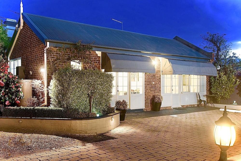 Kurrajong House Launceston