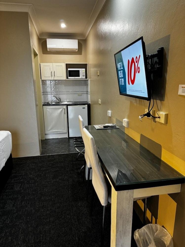 Acacia Motel Griffith