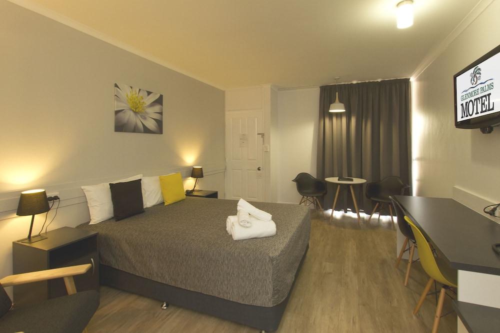 Glenmore Palms Motel