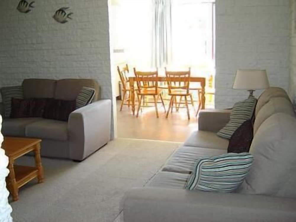 Apollo Holiday Units