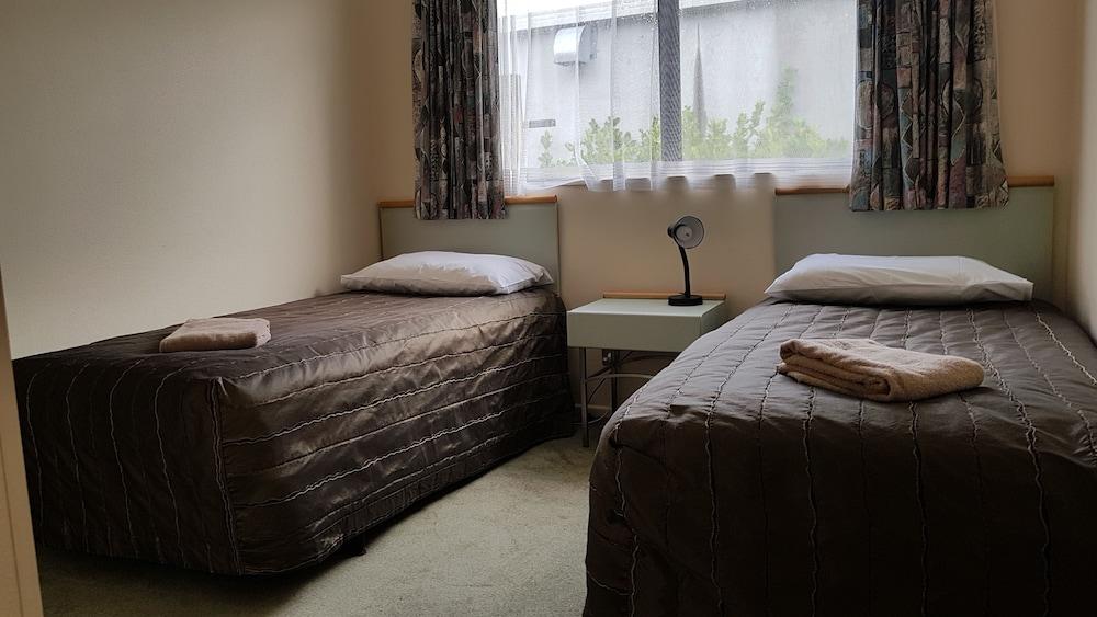 Pavilion Motel & Conference Centre