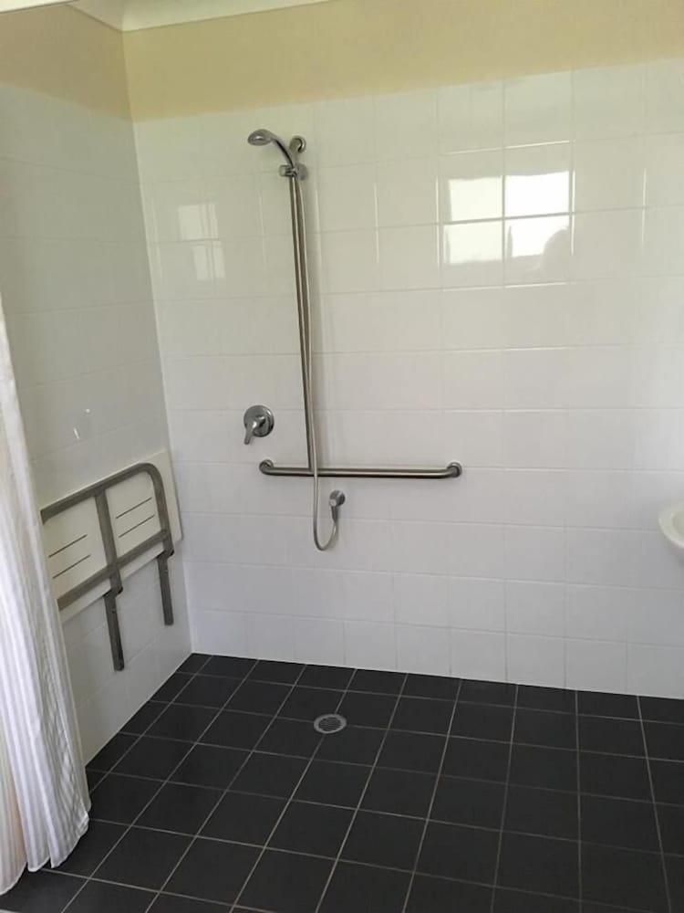 Mapleton Cabins & Caravan Park