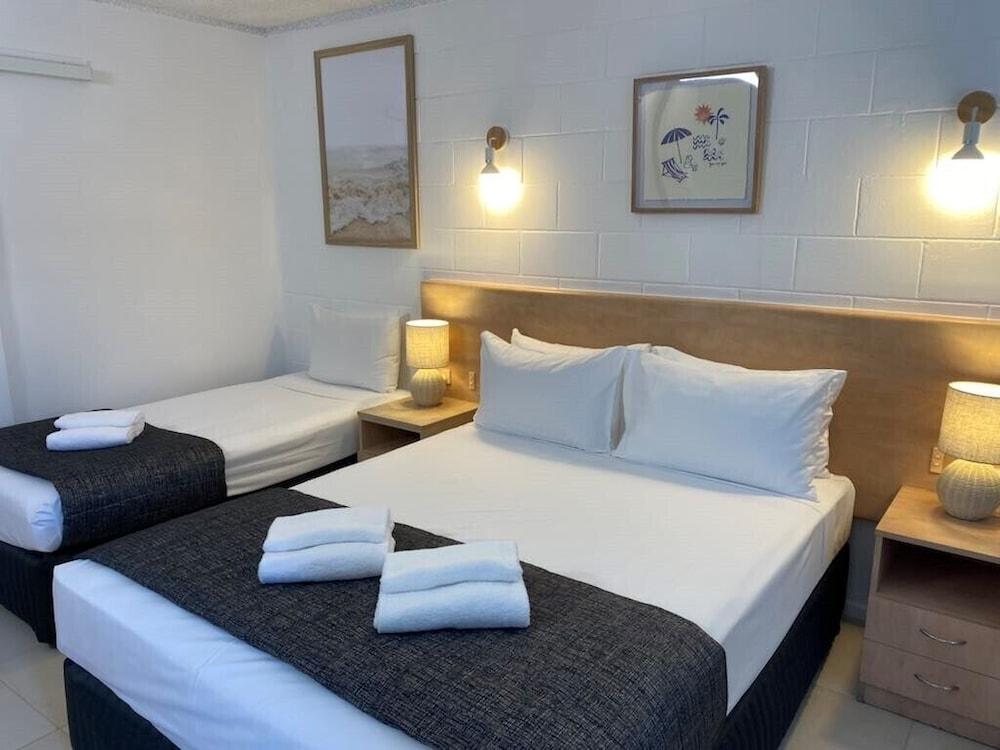 Moffat Beach Motel Caloundra