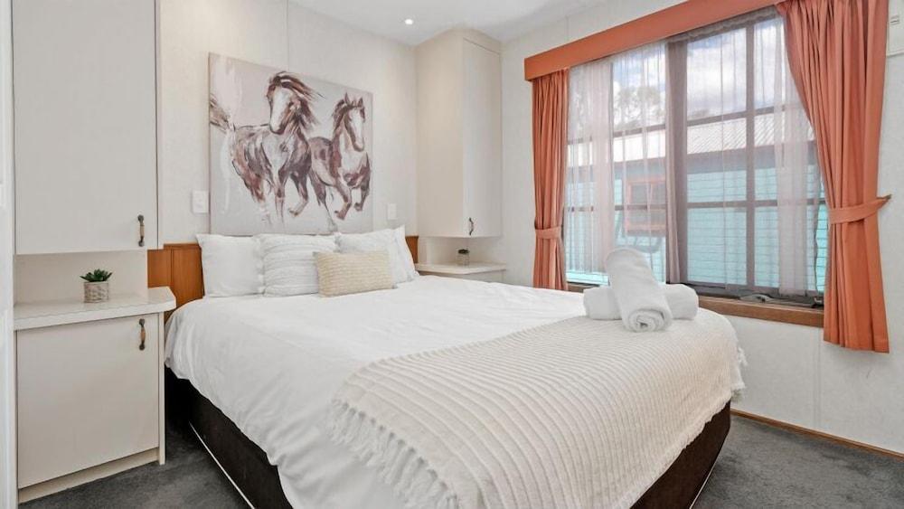 Tasman Holiday Parks - Merool on the Murray