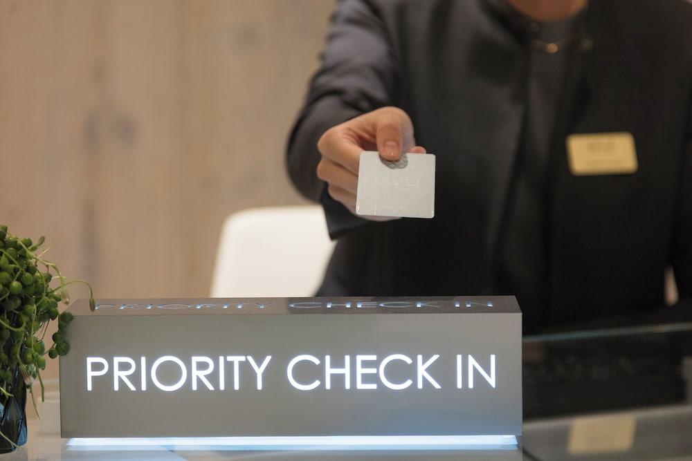 The Level at the Melia White House