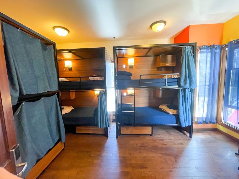 ITH San Diego Adventure Hostel