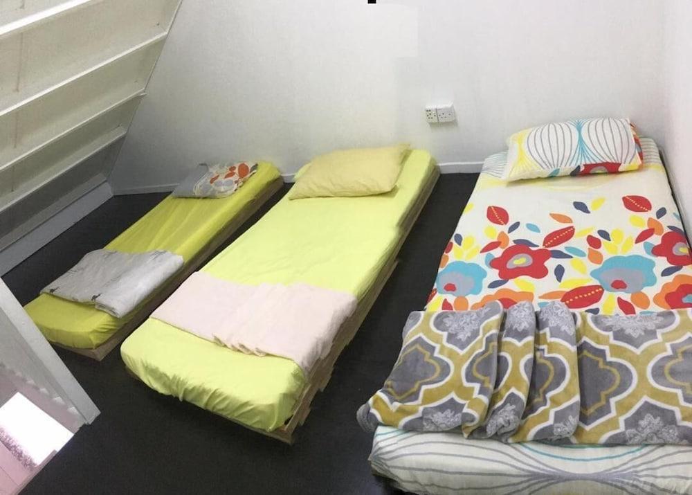 X-Plorer Backpackers - Hostel