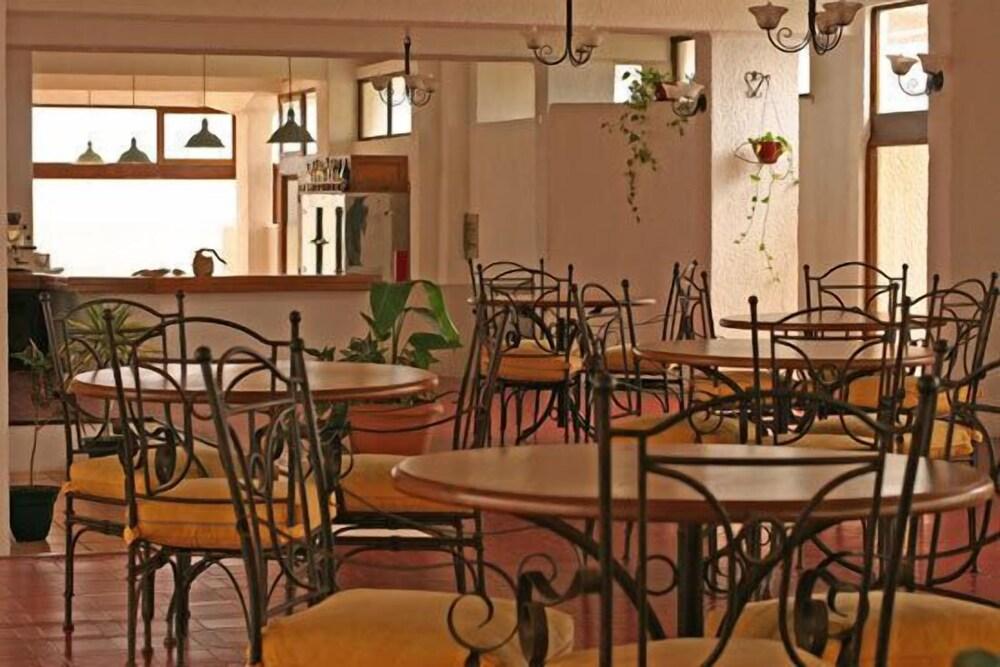 Hotel Terrazas de Costa Azul