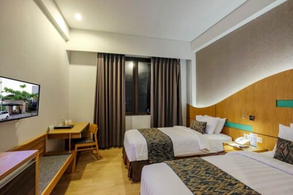 ILLIRA Lite Praya Lombok