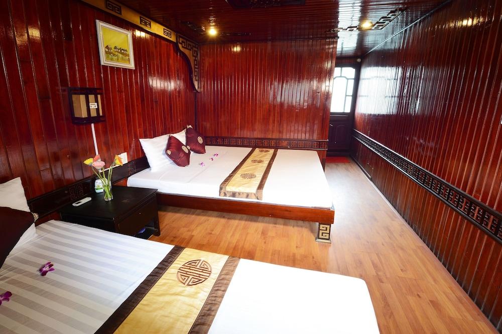 Imperial Legend Cruise Halong