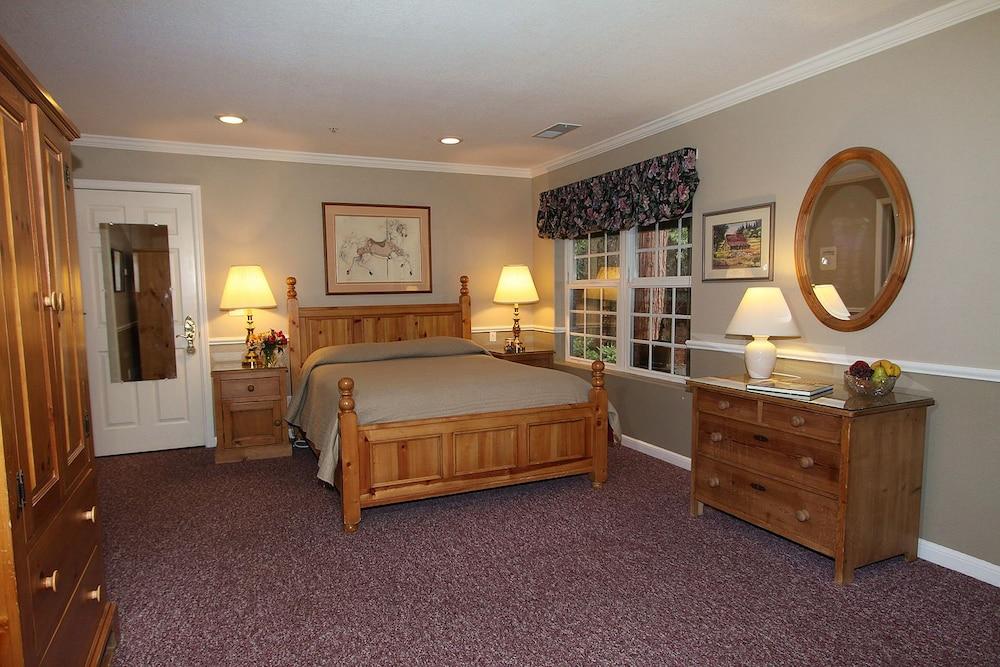 McCaffrey House B&B Inn