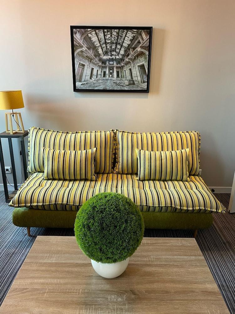 Nouvel Hôtel & Appartements