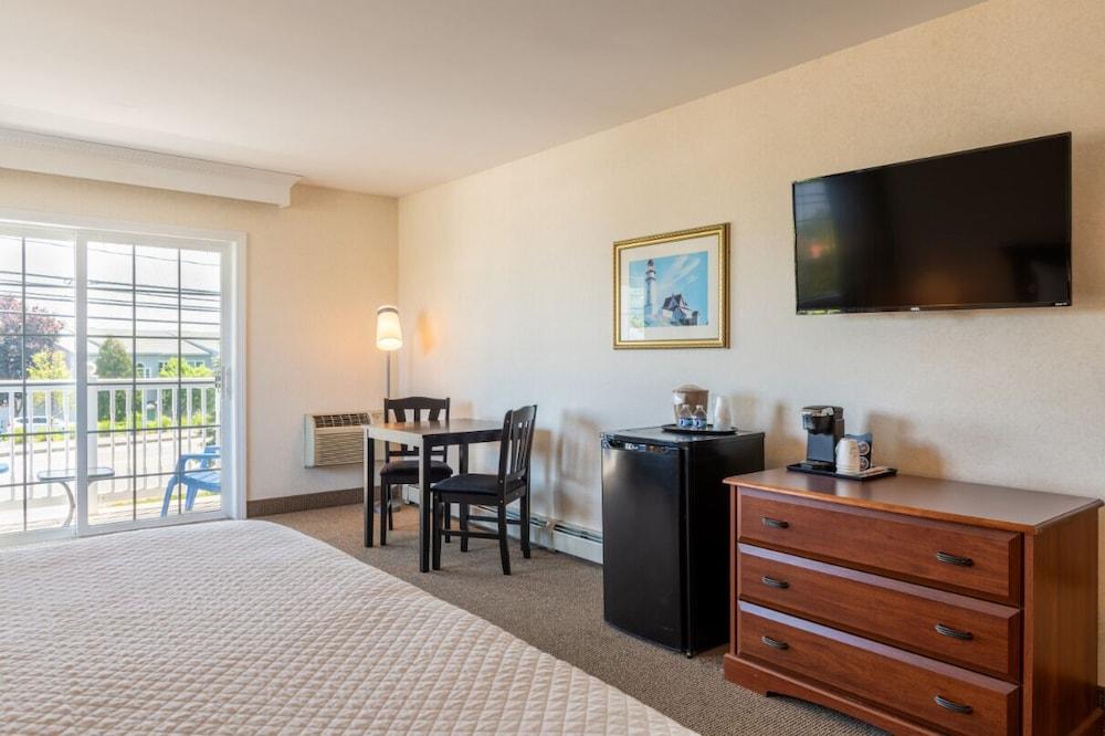 Ogunquit Hotel & Suites