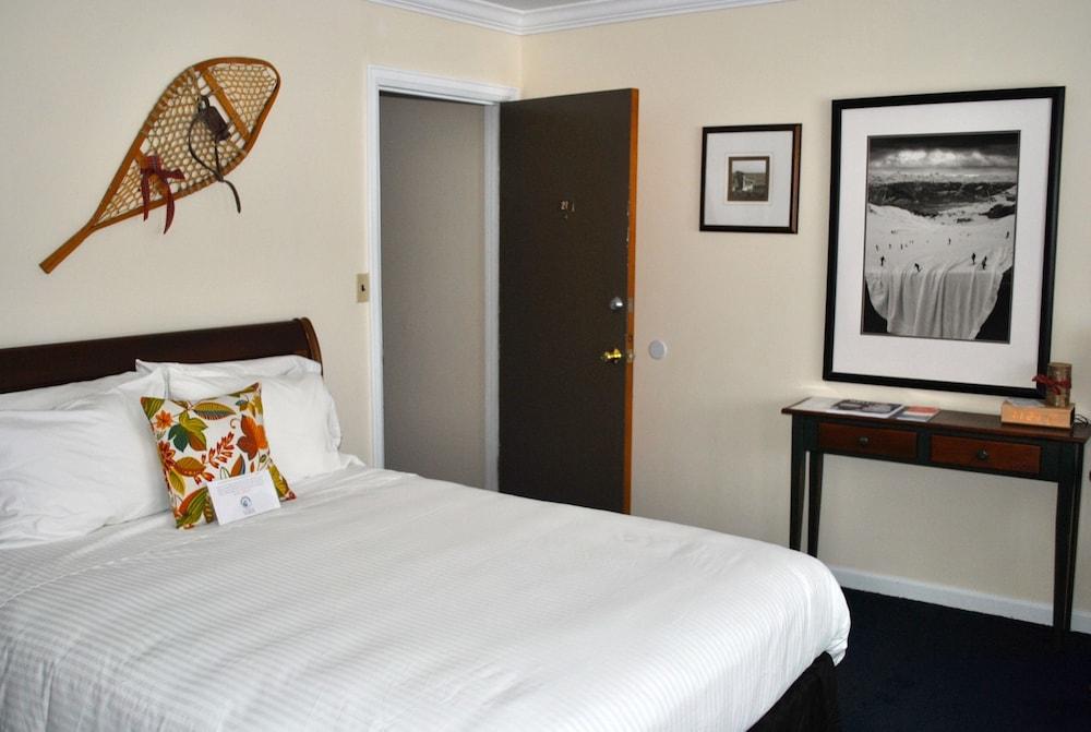 Gauthier's Saranac Lake Inn